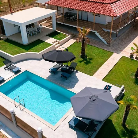 Liana , Private With Pool And Garden Villa