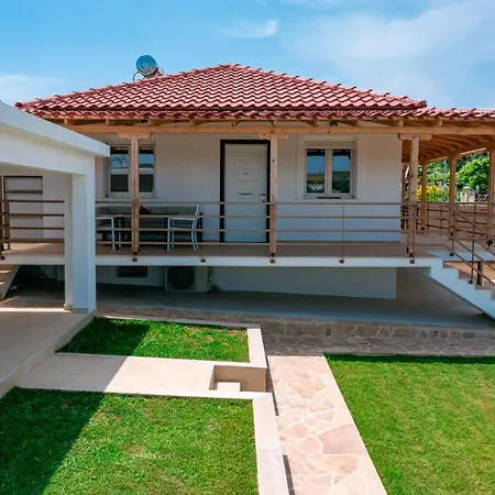 Liana , Private With Pool And Garden Villa *