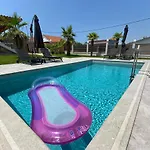 Villa Liana , Private With Pool And Garden Vergia
