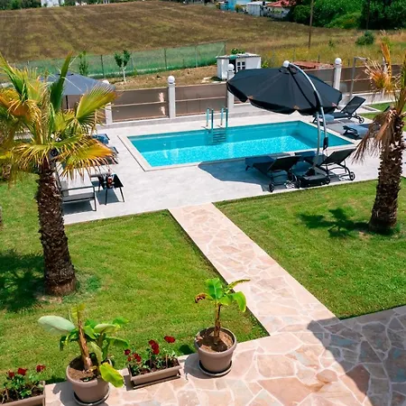 别墅 Liana , Private With Pool And Garden