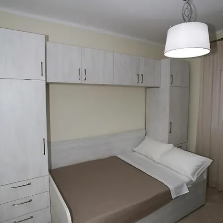 Liana , Private With Pool And Garden * Vergia