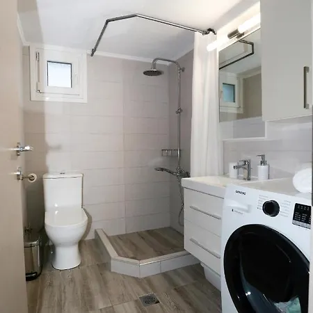 فيلة Liana , Private With Pool And Garden Vergia