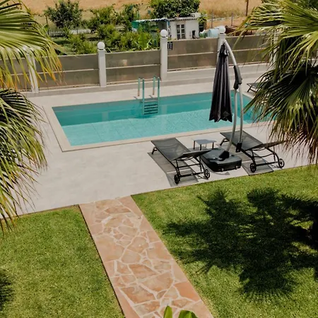 Liana , Private With Pool And Garden וילה Vergia