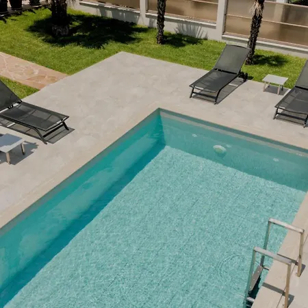 Liana , Private With Pool And Garden *