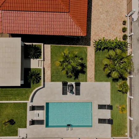 Liana , Private With Pool And Garden *